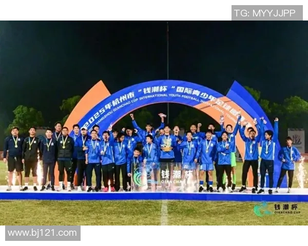 杭州足球队配合变革引发热议新战术助力球队崛起与发展